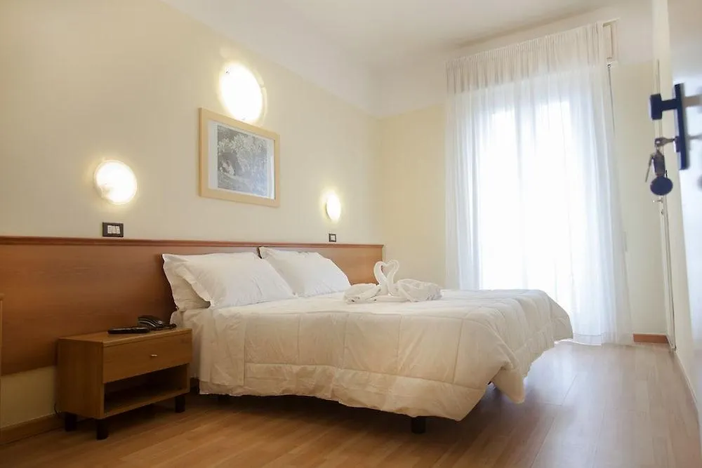 ***  Hotel Stella D'Italia - Nuova Gestione Rímini Italia