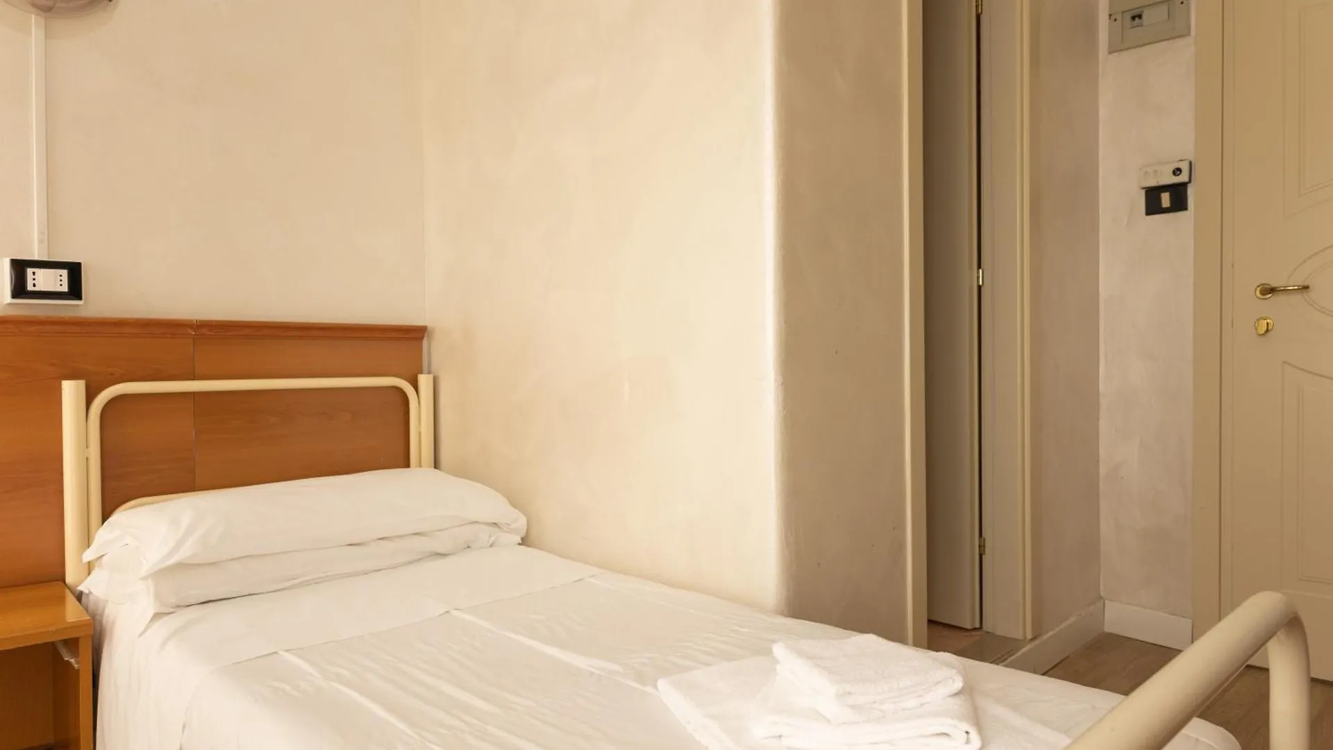 Hotel Stella D'Italia - Nuova Gestione Rimini 3*,  İtalya